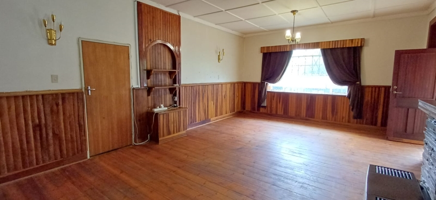 5 Bedroom Property for Sale in Eureka Free State
